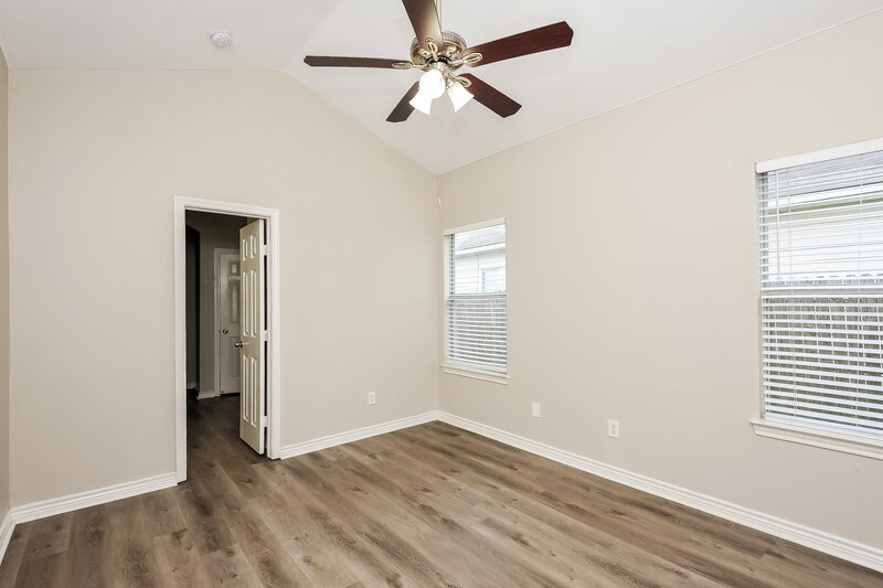 1,789/Mo, 9309 Cynthia Ct Fort Worth, TX 76140 Main Bedroom View 2