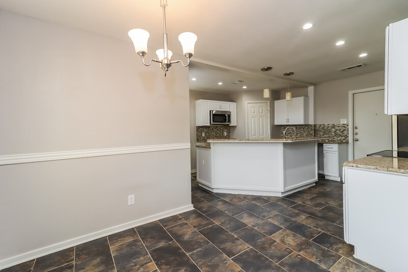 1,915/Mo, 508 Berkshire Ct Burleson, TX 76028 Dining Room View