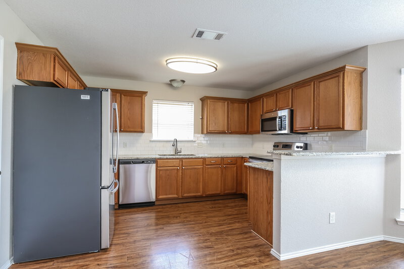 2,085/Mo, 513 Nathan St Saginaw, TX 76179 Kitchen View