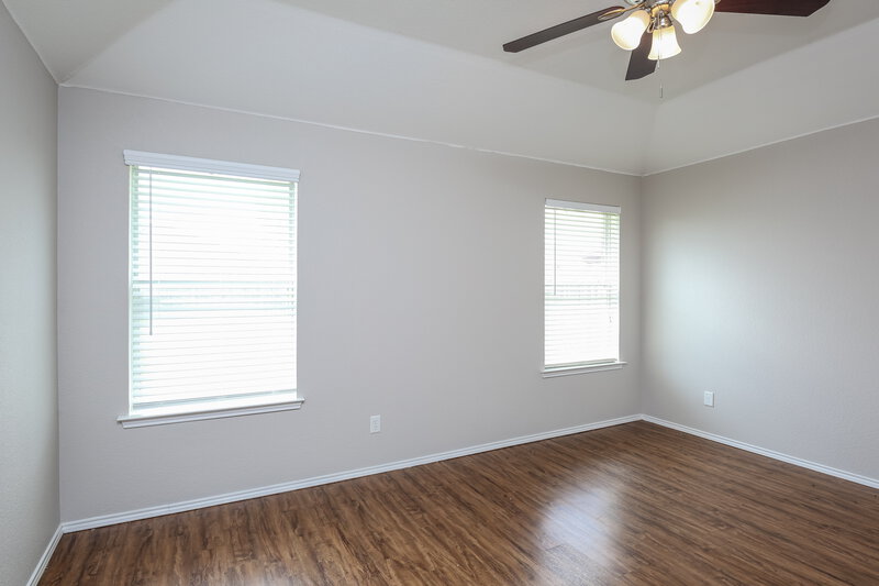 2,085/Mo, 513 Nathan St Saginaw, TX 76179 Main Bedroom View