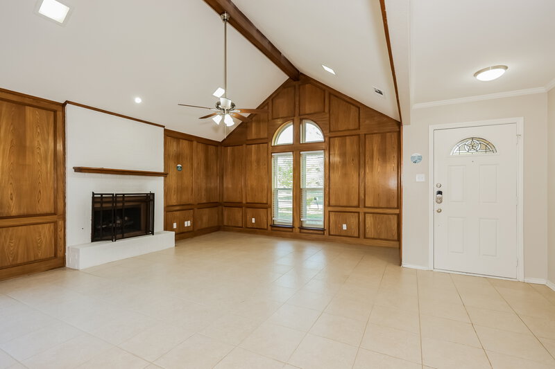 3,020/Mo, 410 W Jefferson St Wylie, TX 75098 Living Room View