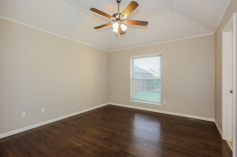 3,020/Mo, 410 W Jefferson St Wylie, TX 75098 Main Bedroom View