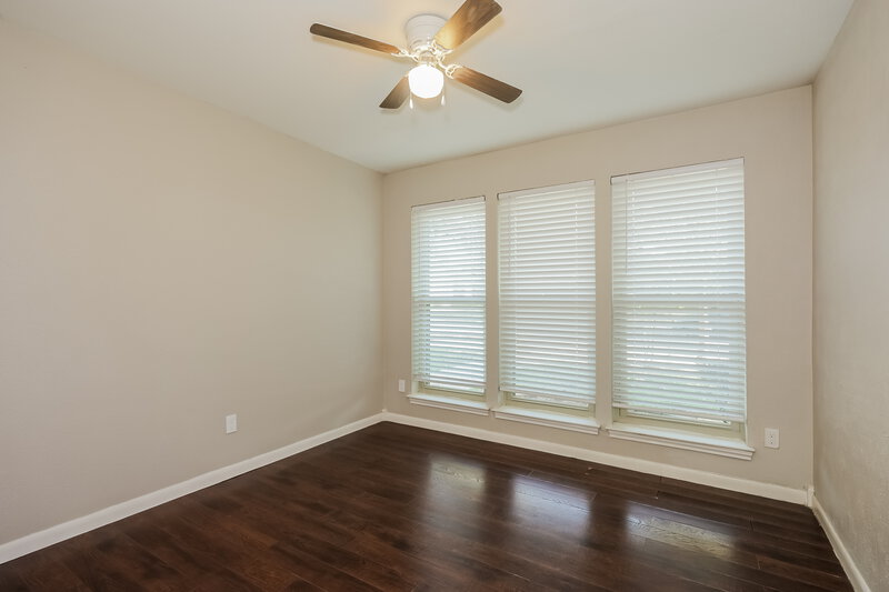 3,020/Mo, 410 W Jefferson St Wylie, TX 75098 Bedroom View