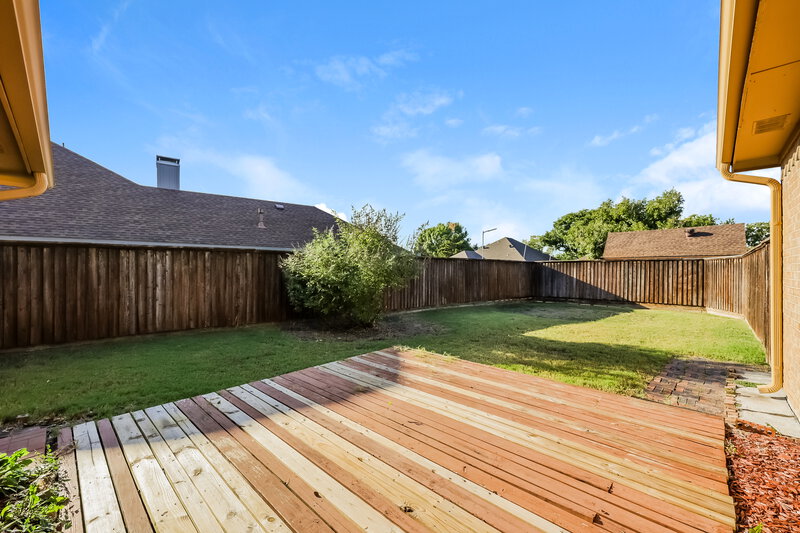 3,020/Mo, 410 W Jefferson St Wylie, TX 75098 Rear View 2