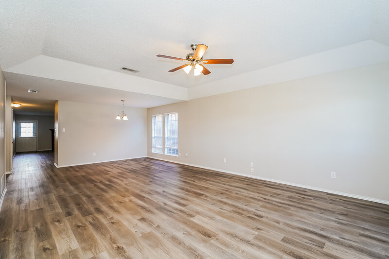 1,815/Mo, 4813 Cable Dr Fort Worth, TX 76137 Living Room View