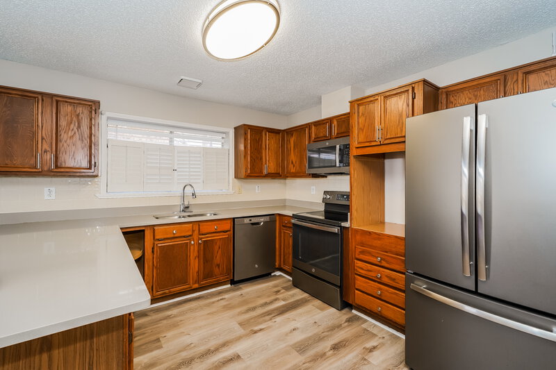 1,815/Mo, 4813 Cable Dr Fort Worth, TX 76137 Kitchen View