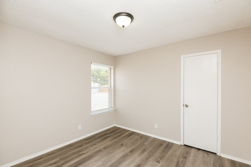 2,300/Mo, 4669 Misty Ridge Dr Fort Worth, TX 76137 Bedroom View 3