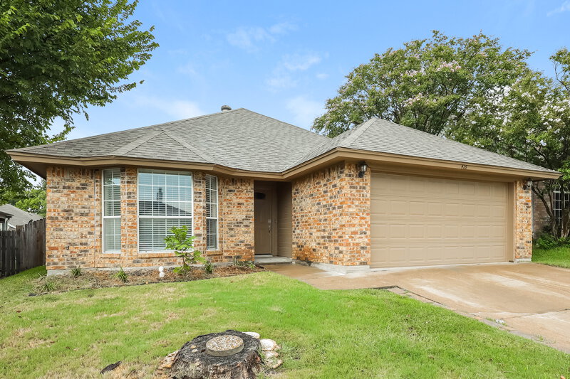 1,925/Mo, 416 Deauville Dr Fort Worth, TX 76108 Front View