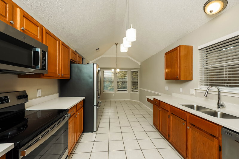1,925/Mo, 416 Deauville Dr Fort Worth, TX 76108 Kitchen View 2