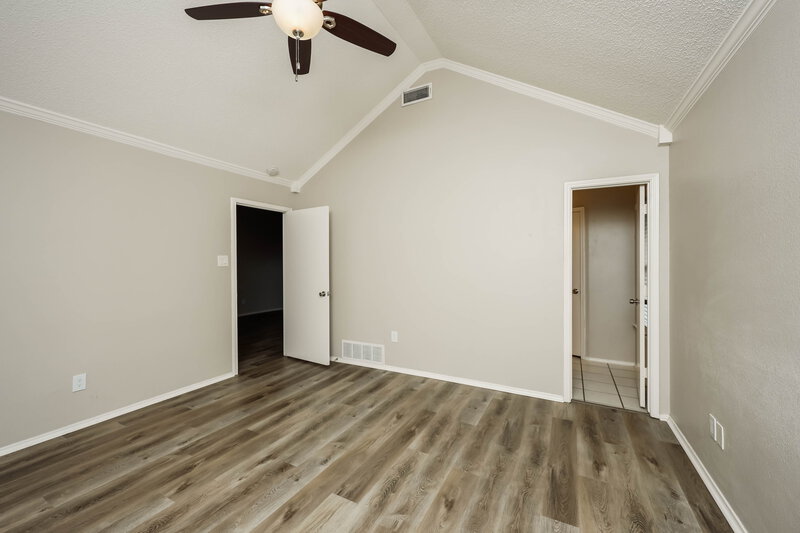 1,925/Mo, 416 Deauville Dr Fort Worth, TX 76108 Main Bedroom View 2