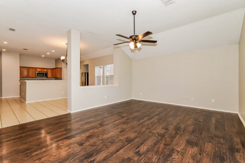 1,965/Mo, 2024 Athabasca Falls Dr Anna, TX 75409 Living Room View 2