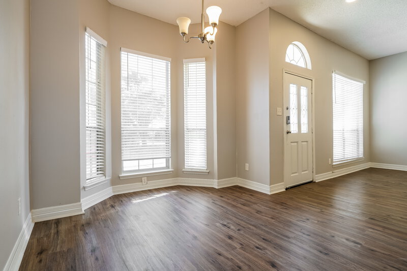 1,925/Mo, 4910 Green Hollow Dr Arlington, TX 76017 Breakfast Nook View
