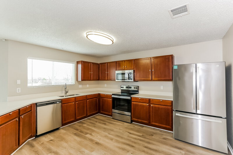 2,580/Mo, 8304 Cutter Hill Ave Fort Worth, TX 76134 Kitchen View