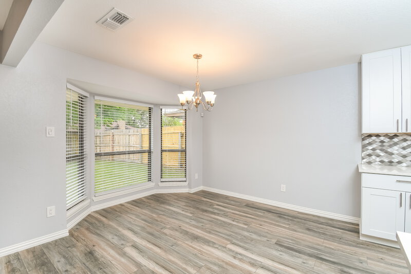 2,395/Mo, 1409 Willow Park Dr Fort Worth, TX 76134 Dining Room View