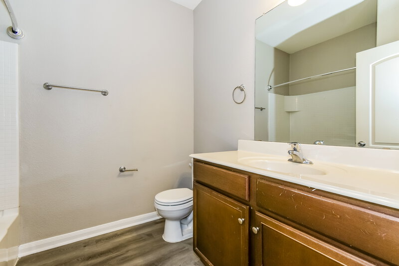 1,795/Mo, 1613 Mesquite Ln Anna, TX 75409 Bathroom View