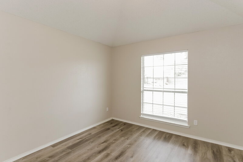 2,695/Mo, 2524 Hackberry Creek Mesquite, TX 75181 Bedroom View 2
