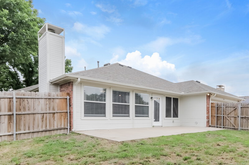 2,695/Mo, 2524 Hackberry Creek Mesquite, TX 75181 Rear View