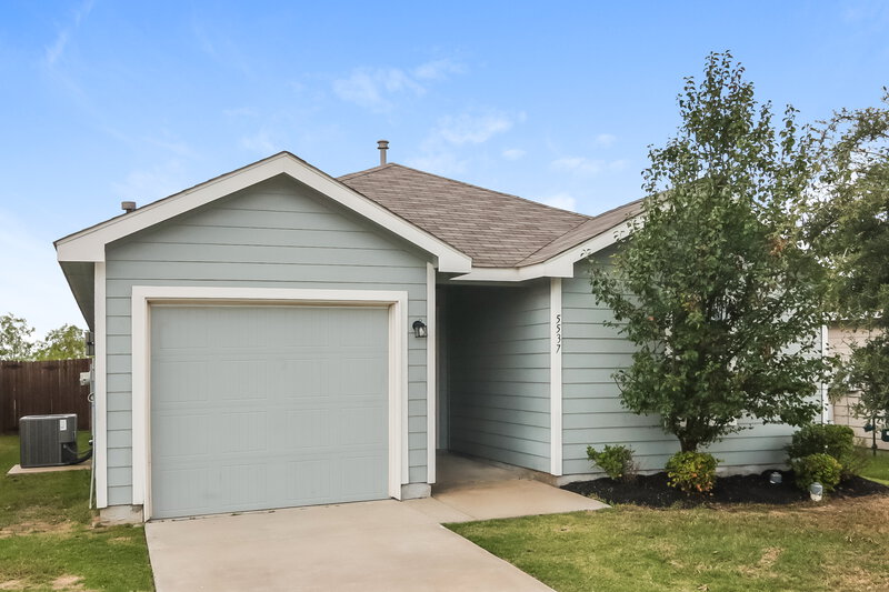 1,745/Mo, 5537 Berea St Forney, TX 75126 Front View