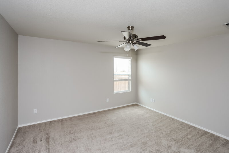 1,960/Mo, 5537 Berea St Forney, TX 75126 Main Bedroom View