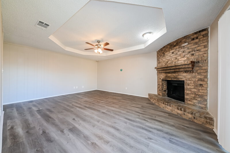 2,005/Mo, 1101 Twin Cedar Ct Arlington, TX 76018 Living Room View 3