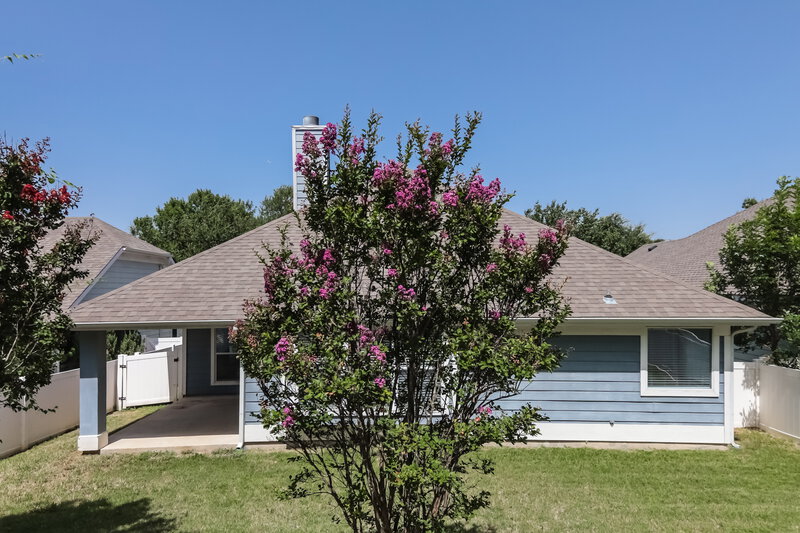 1,895/Mo, 419 Creekview Dr Anna, TX 75409 Rear View