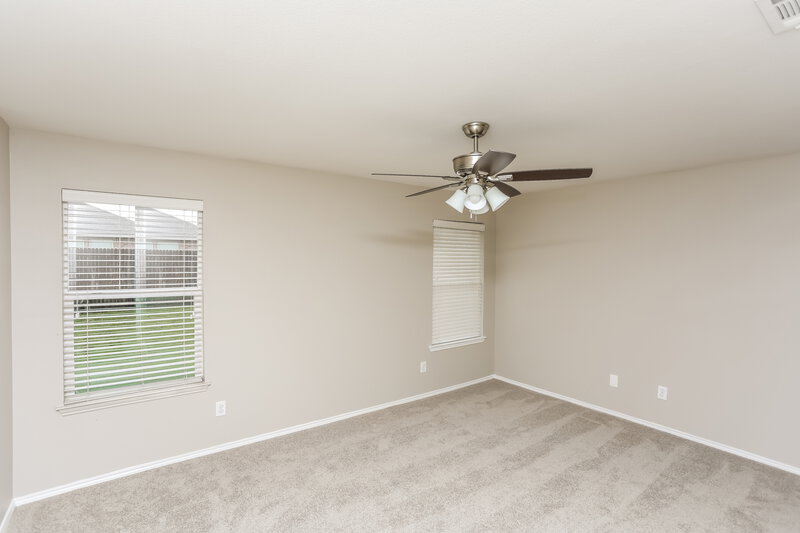 2,210/Mo, 5716 Mountain Bluff Dr Fort Worth, TX 76179 Main Bedroom View