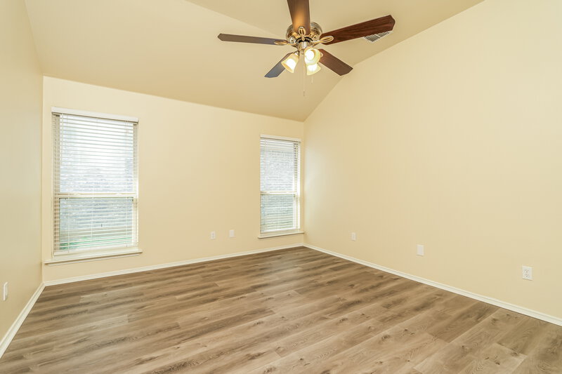 2,000/Mo, 1617 Bob Dr Royse City, TX 75189 Main Bedroom View 2