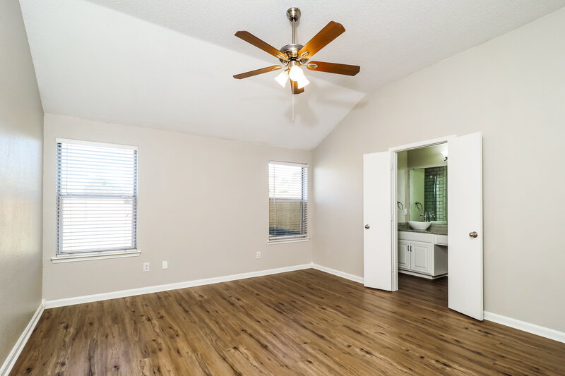 2,315/Mo, 1712 Treasure Cay Dr Mansfield, TX 76063 Main Bedroom View