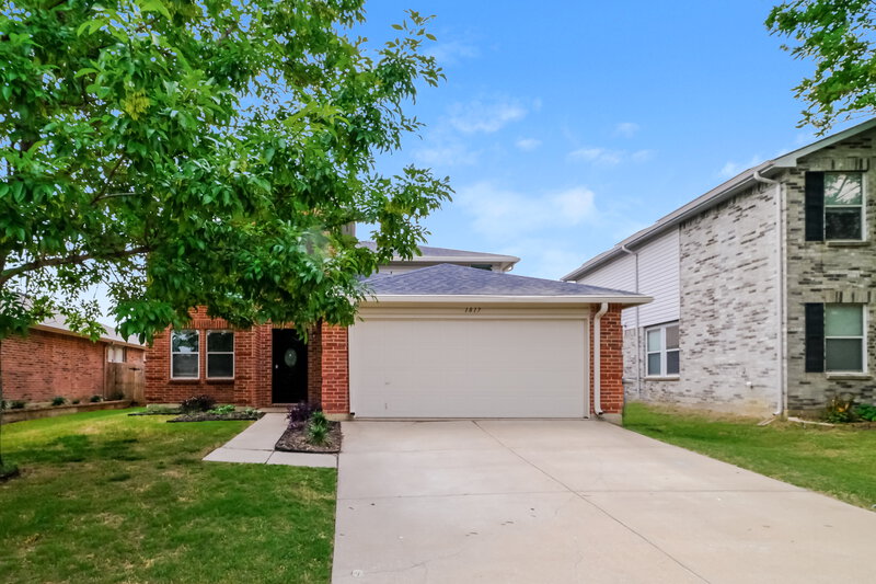 2,595/Mo, 1817 Lariat Dr Justin, TX 76247 External View