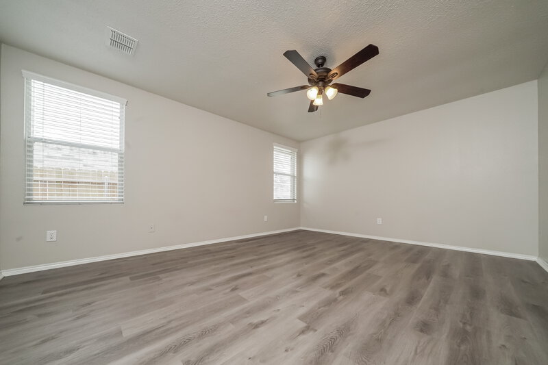2,595/Mo, 1817 Lariat Dr Justin, TX 76247 Main Bedroom View