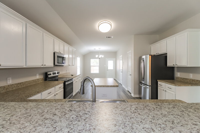 2,320/Mo, 1733 Post Oak Ct Denton, TX 76209 Kitchen View