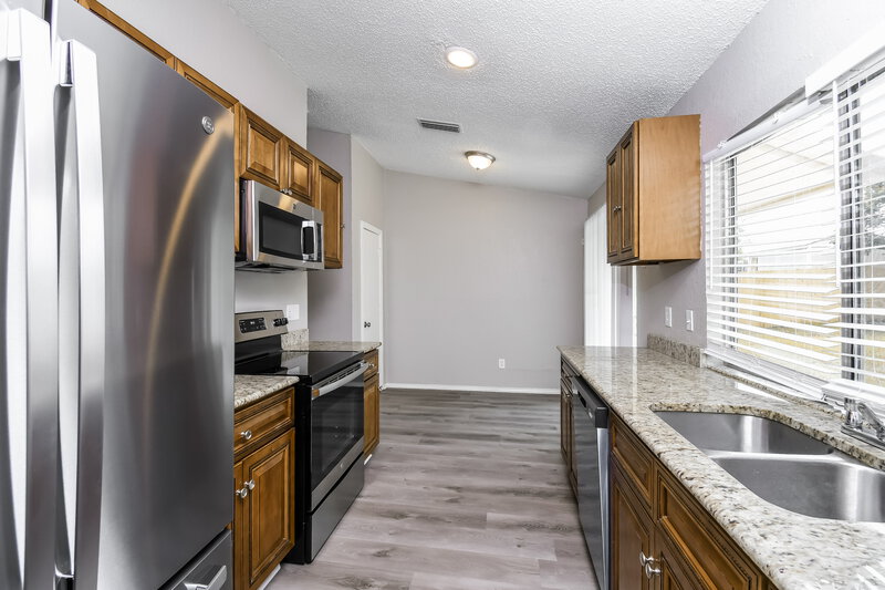 2,340/Mo, 2608 Forest Ridge Ct Arlington, TX 76016 Kitchen View