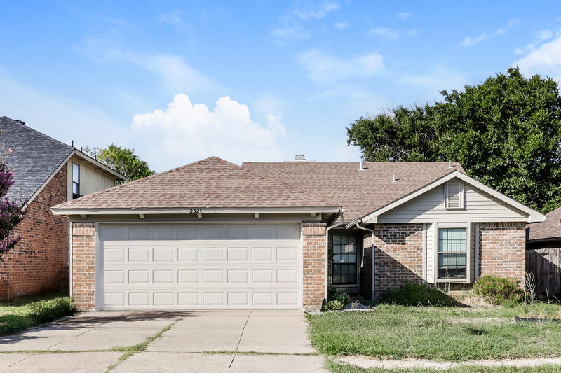 2,155/Mo, 2321 Clareton Dr Arlington, TX 76018 External View