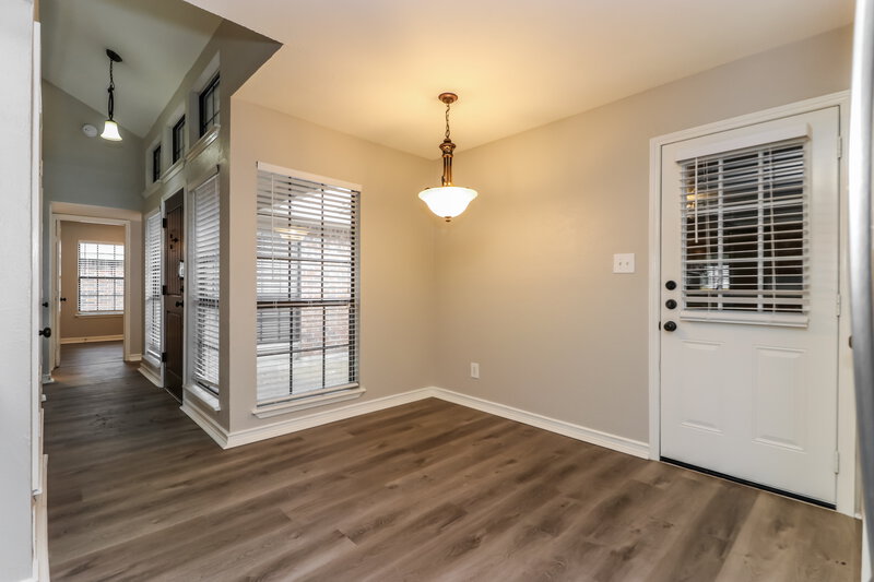 2,155/Mo, 2321 Clareton Dr Arlington, TX 76018 Misc View 5