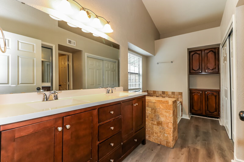 2,155/Mo, 2321 Clareton Dr Arlington, TX 76018 Misc View 13