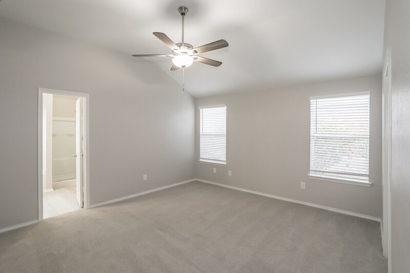 2,410/Mo, 3513 Northpointe Dr Denton, TX 76207 Main Bedroom View 2