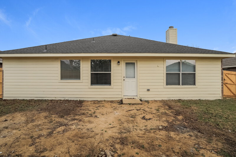 2,410/Mo, 3513 Northpointe Dr Denton, TX 76207 Rear View