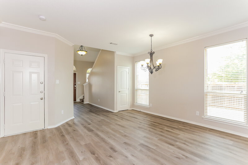 2,585/Mo, 1032 Sunderland Ln Fort Worth, TX 76134 Living Room View