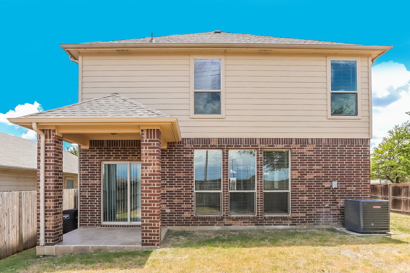 2,585/Mo, 1032 Sunderland Ln Fort Worth, TX 76134 Rear View