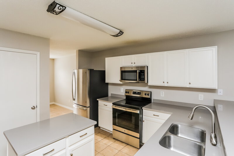 1,610/Mo, 1009 Chelsea Ln Forney, TX 75126 Kitchen View 3