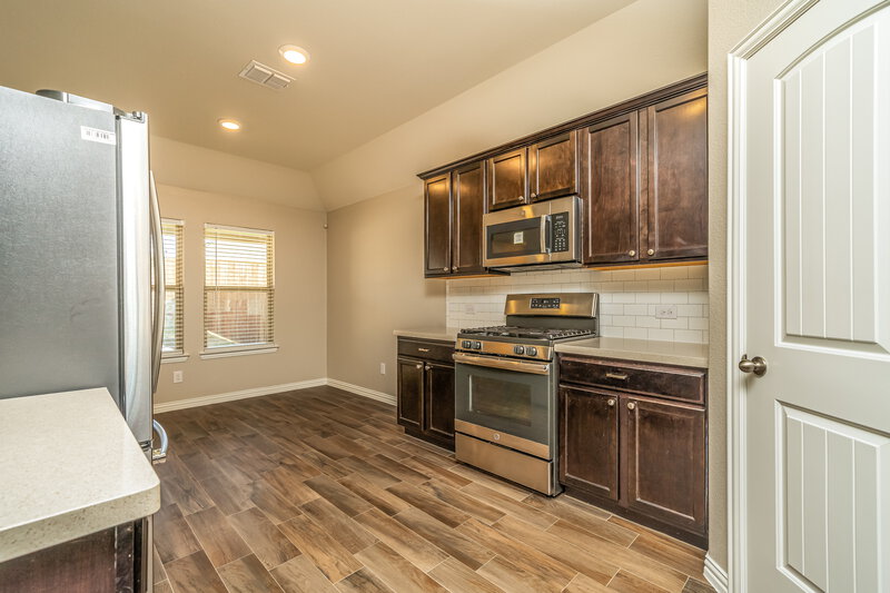 2,390/Mo, 914 Evergreen St Princeton, TX 75407 Kitchen View
