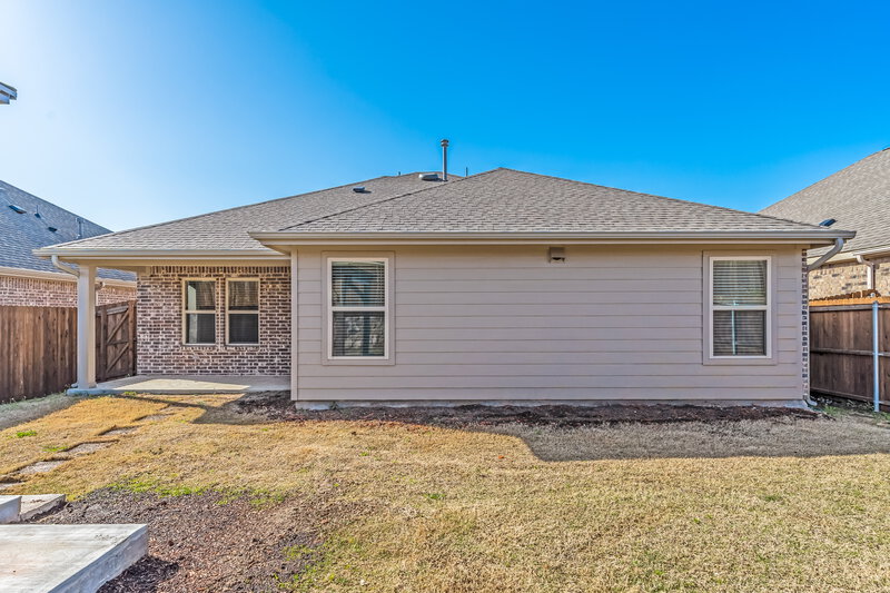 2,390/Mo, 914 Evergreen St Princeton, TX 75407 Rear View