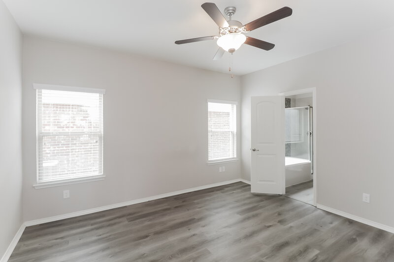 2,645/Mo, 1565 Acmite Ave Cross Roads, TX 76227 Main Bedroom View