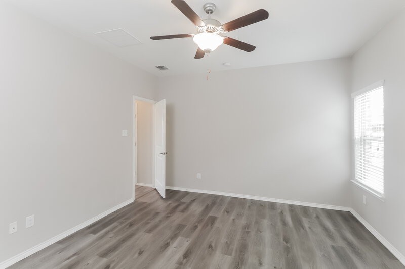 2,645/Mo, 1565 Acmite Ave Cross Roads, TX 76227 Main Bedroom View 2