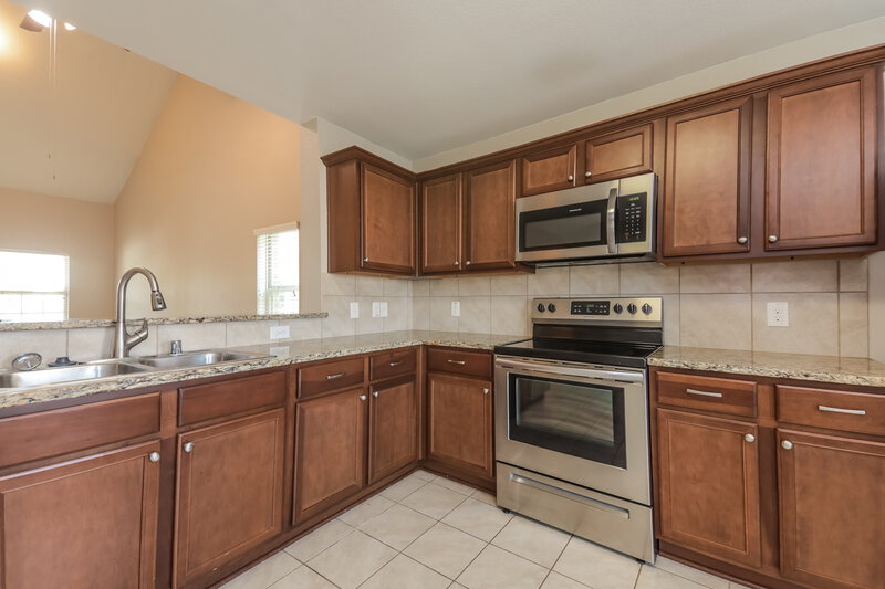 2,025/Mo, 1405 Granite Path Princeton, TX 75407 Kitchen View 2