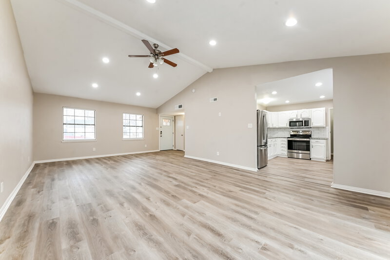 1,970/Mo, 6967 Wildbriar Ct W Fort Worth, TX 76120 Living Room View 3