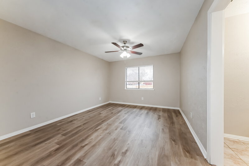 1,970/Mo, 6967 Wildbriar Ct W Fort Worth, TX 76120 Main Bedroom View