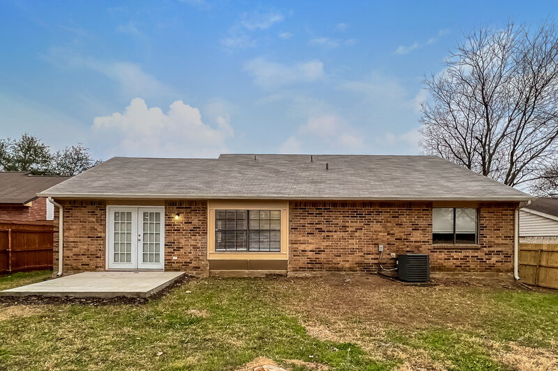 1,970/Mo, 6967 Wildbriar Ct W Fort Worth, TX 76120 Rear View