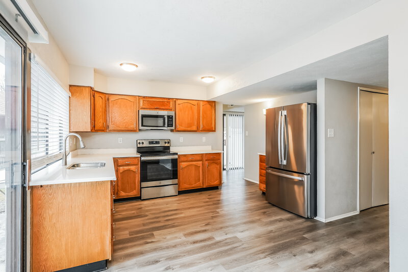 1,990/Mo, 4209 Campion Ln Fort Worth, TX 76137 Kitchen View