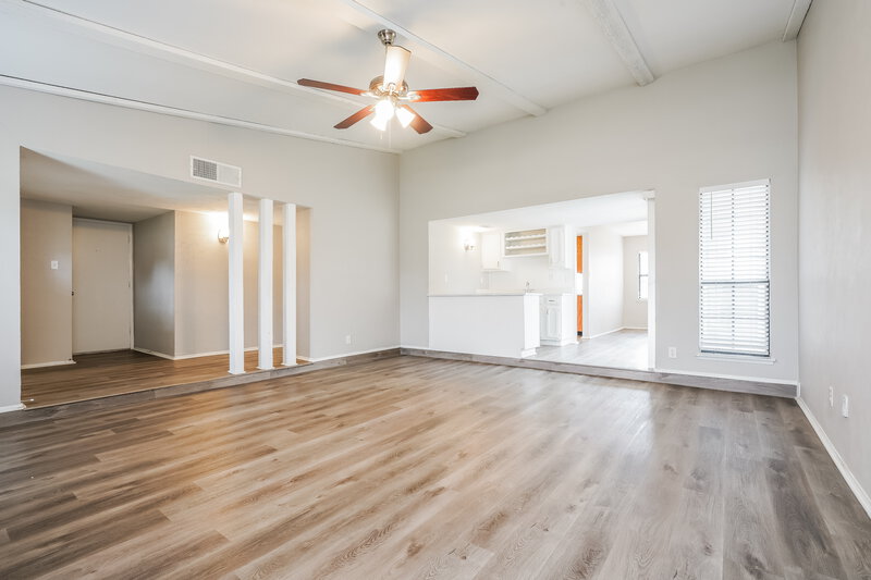 1,990/Mo, 4209 Campion Ln Fort Worth, TX 76137 Family Room View